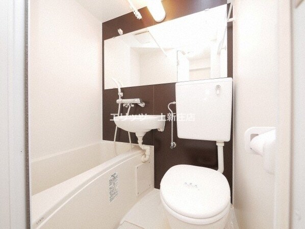 レクシア西中島IIIの物件内観写真